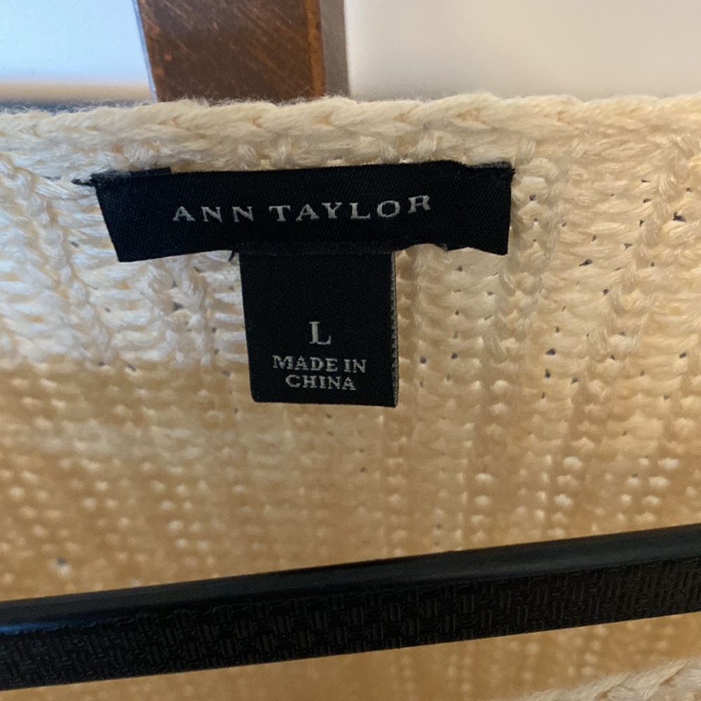 Ann Taylor Block Shoulder Sweater - Picture 5 of 9